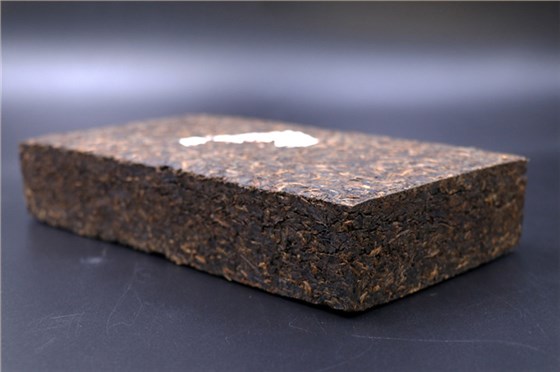 中吉號茶堂：茯磚茶與普洱茶究竟哪個好？