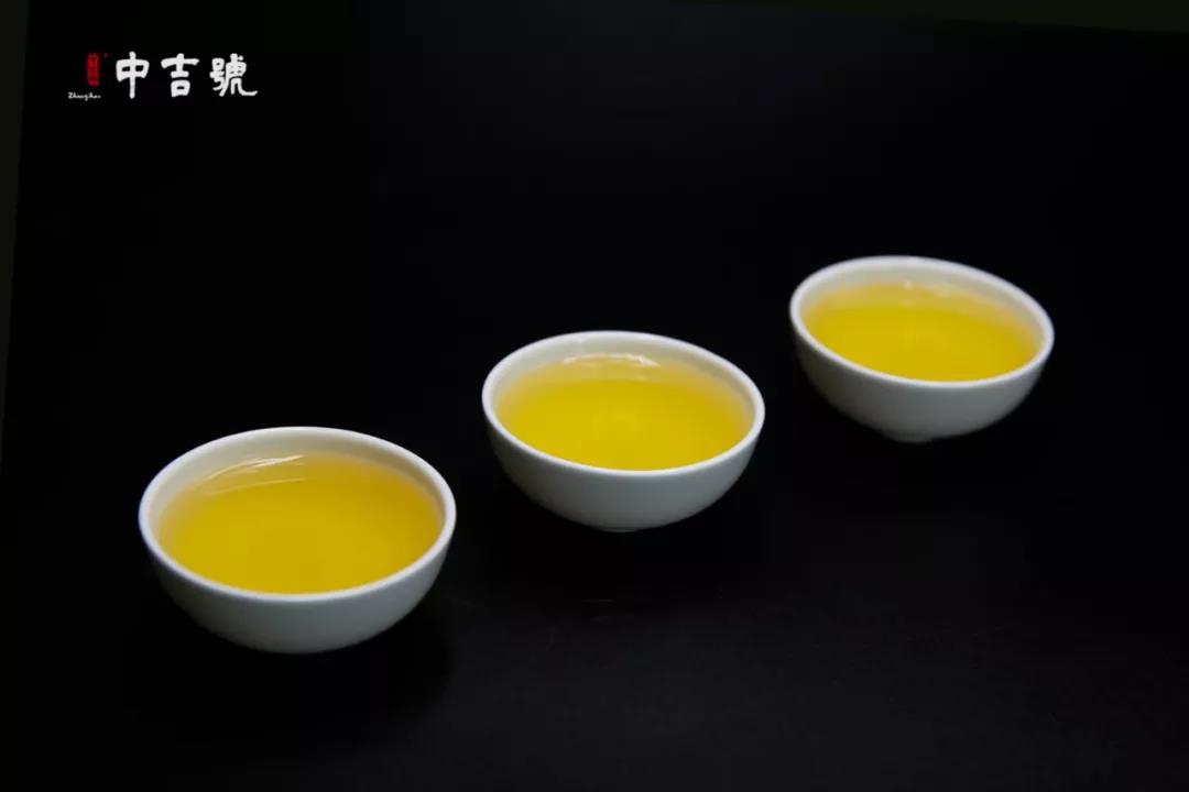 中吉號(hào)老班盆普洱茶2019
